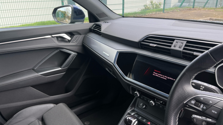 Audi Q3 35 TDI S Line 5dr S Tronic Diesel Estate